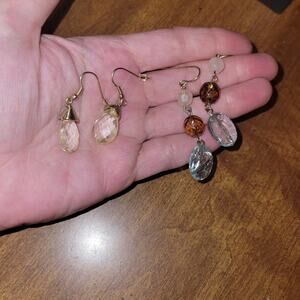 Vtg Boho Artsy Drop/Dangle Earrings Silvertone Discs/ Amber Plastic Beads Both P